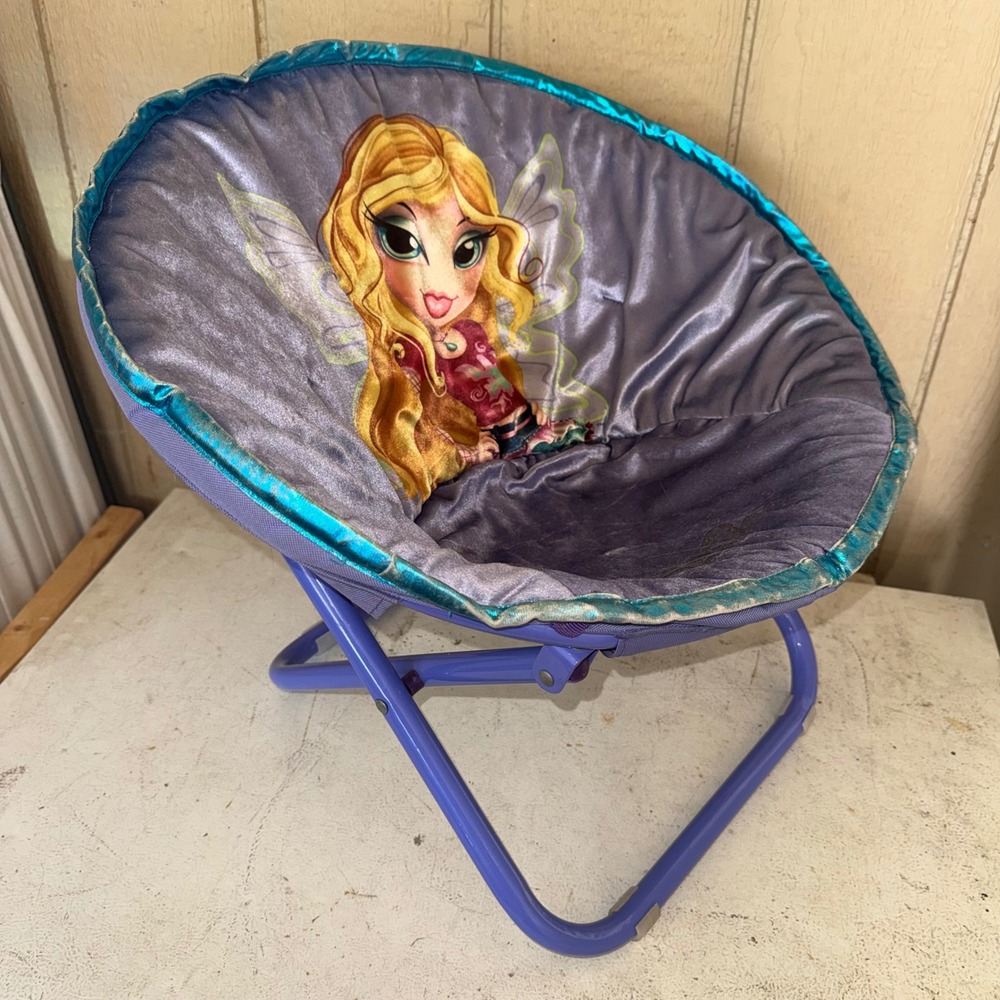 Vintage Bratz Cloe Fairy Purple Saucer Folding Moon Chair Y2K 2000s Retro Decor